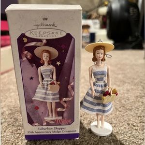 Hallmark Keepsake Ornament 1998 Suburban Shopper Barbie Midge 35th Anniversary